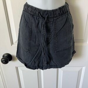 GAP Black High-Waist Drawstring Shorts